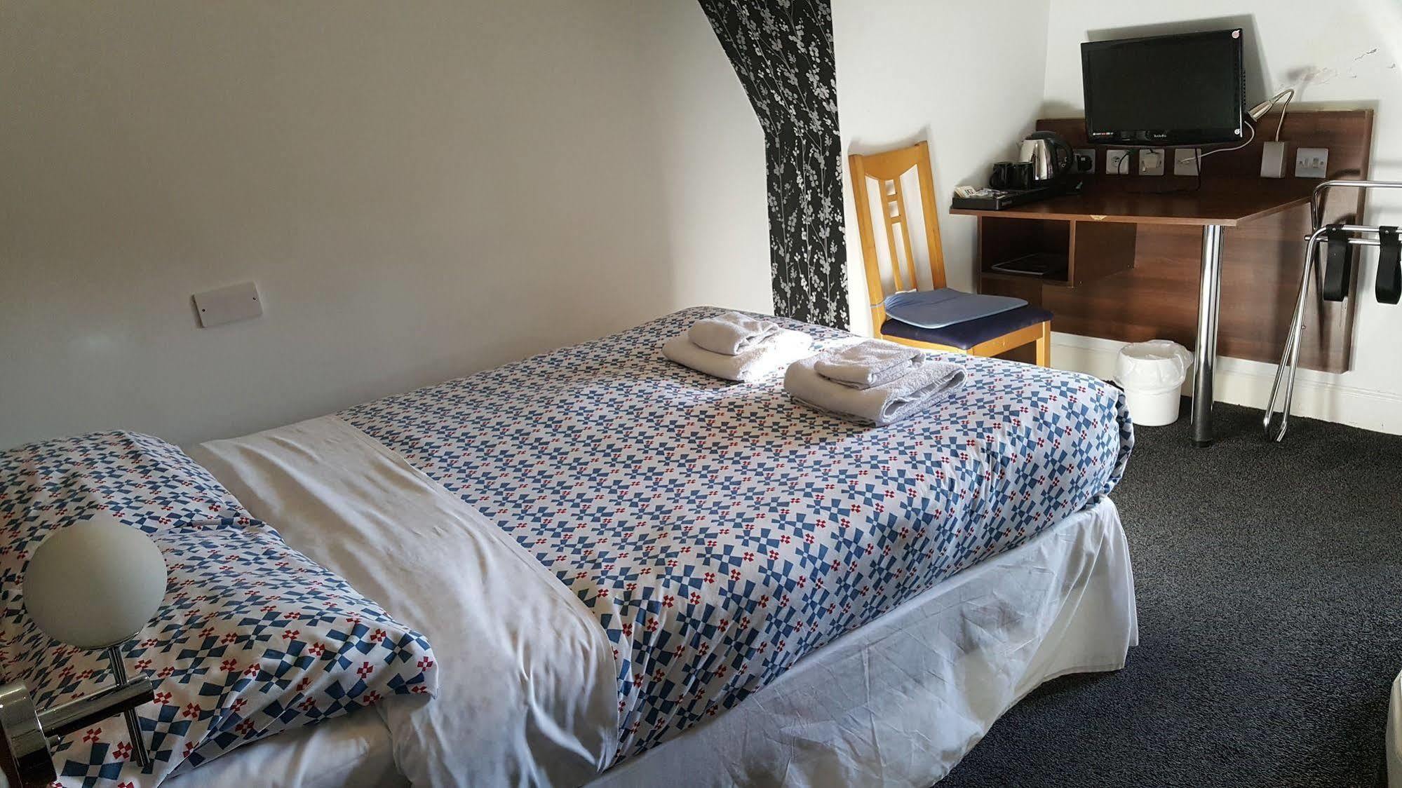Cherry Blossom Guest House Whitby Bagian luar foto