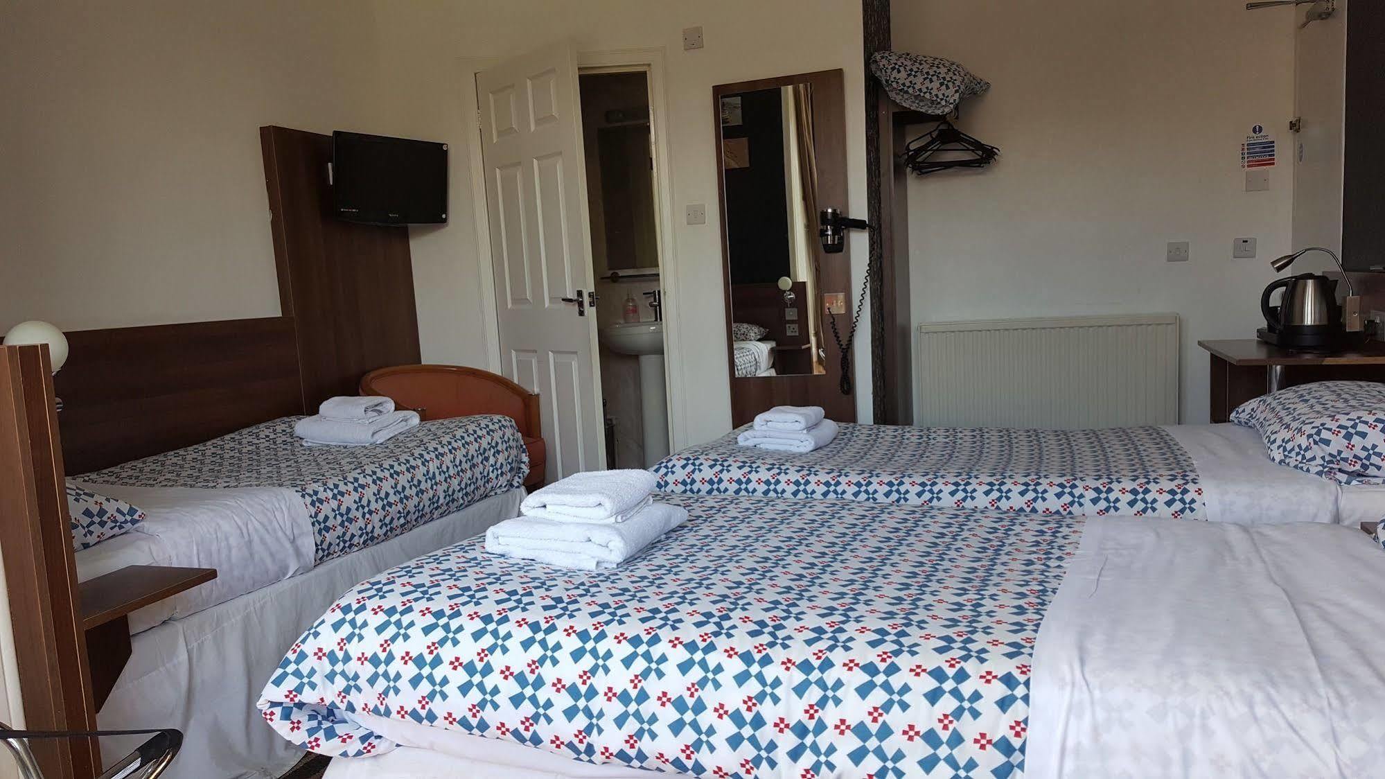 Cherry Blossom Guest House Whitby Bagian luar foto