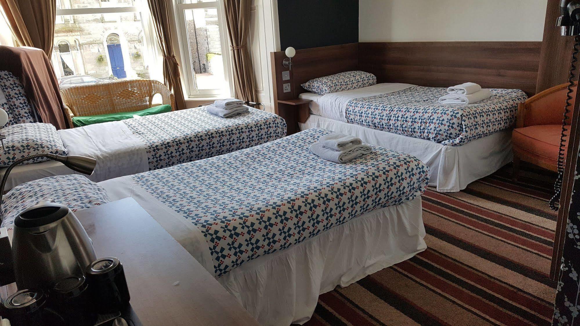 Cherry Blossom Guest House Whitby Bagian luar foto