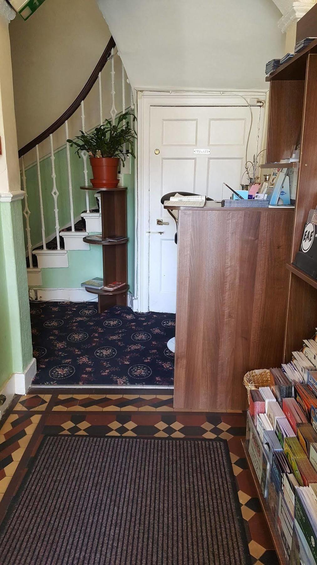 Cherry Blossom Guest House Whitby Bagian luar foto